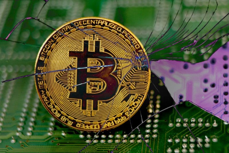 Bitcoin (BTC), un bitcoiner perd 600 000 $ à cause d'une fausse application Trezor