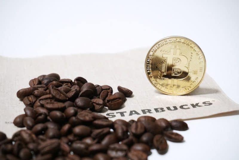 Payer son café en Bitcoin (BTC) chez Starbucks, c'est pour bientôt