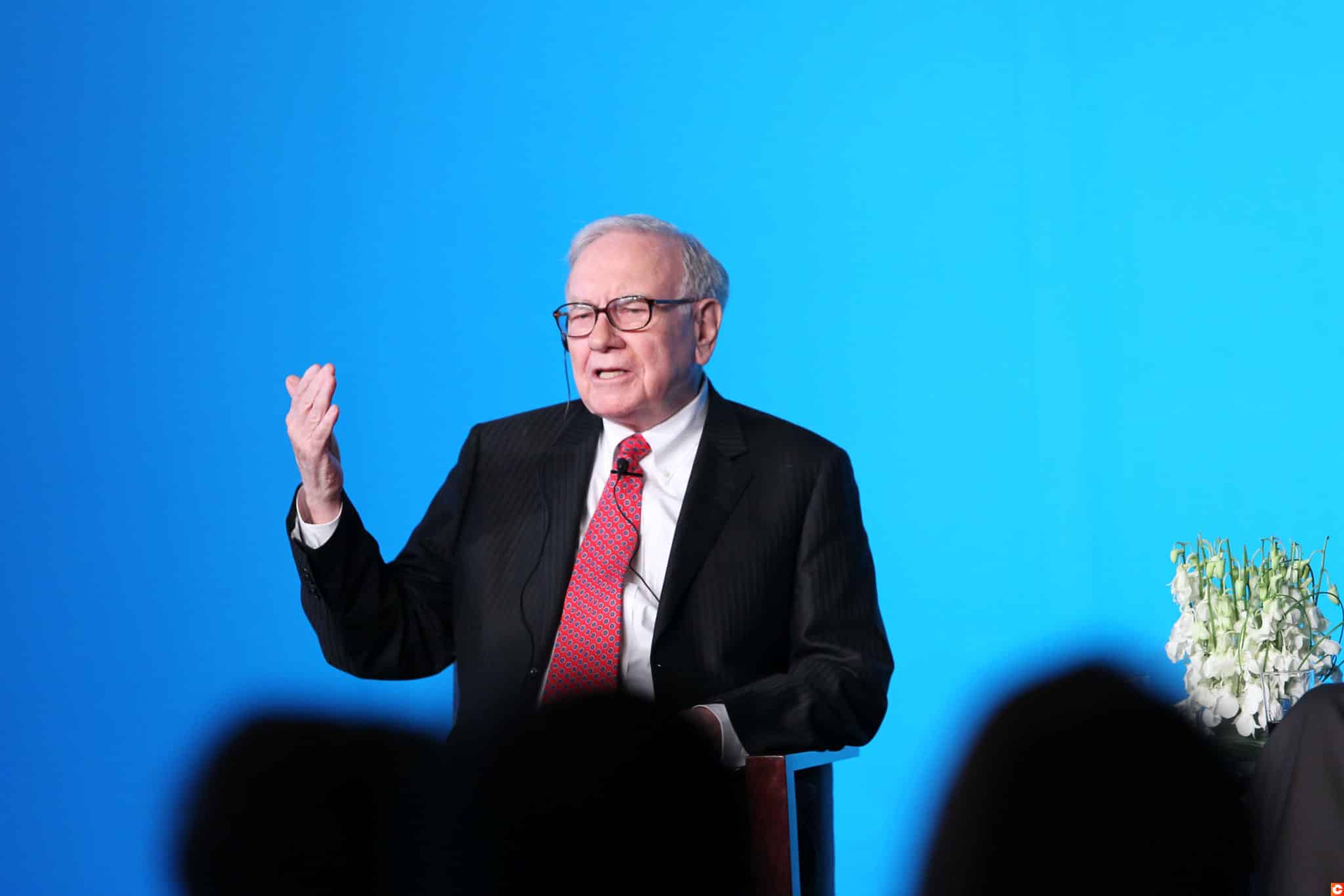 La Nubank se lance dans les cryptomonnaies avec Warren Buffett