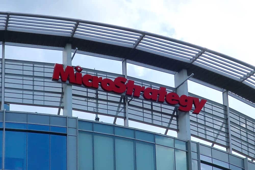 Les actions de MicroStrategy démarrent la semaine avec une hausse de 20% malgré la volatilité du marché