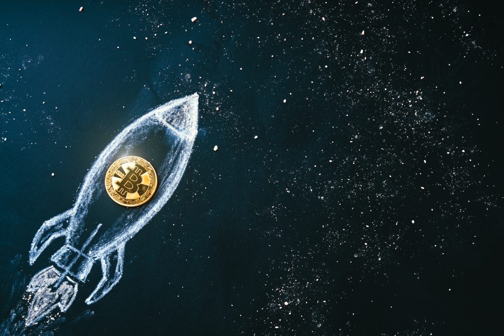 Fusée Bitcoin dans l'espace