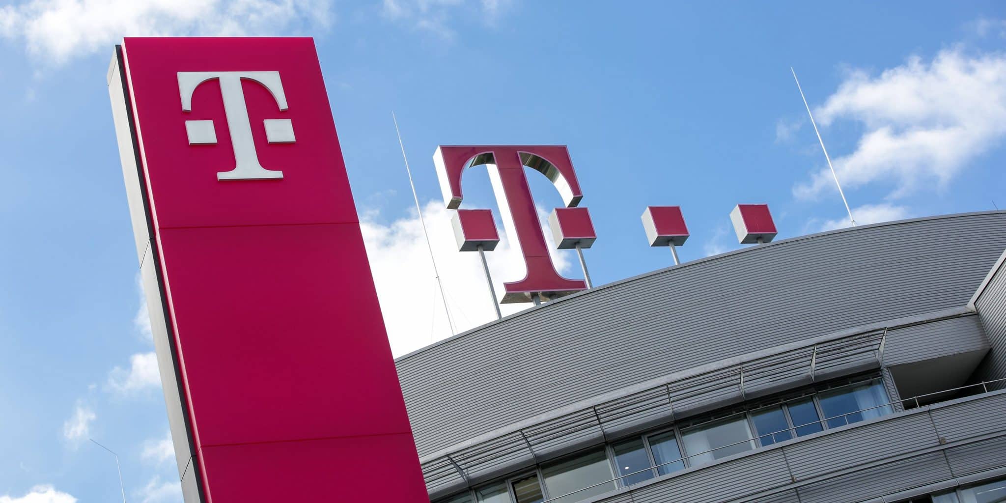 Deutsche Telekom AG chooses to stake CELO tokens on Coinbase