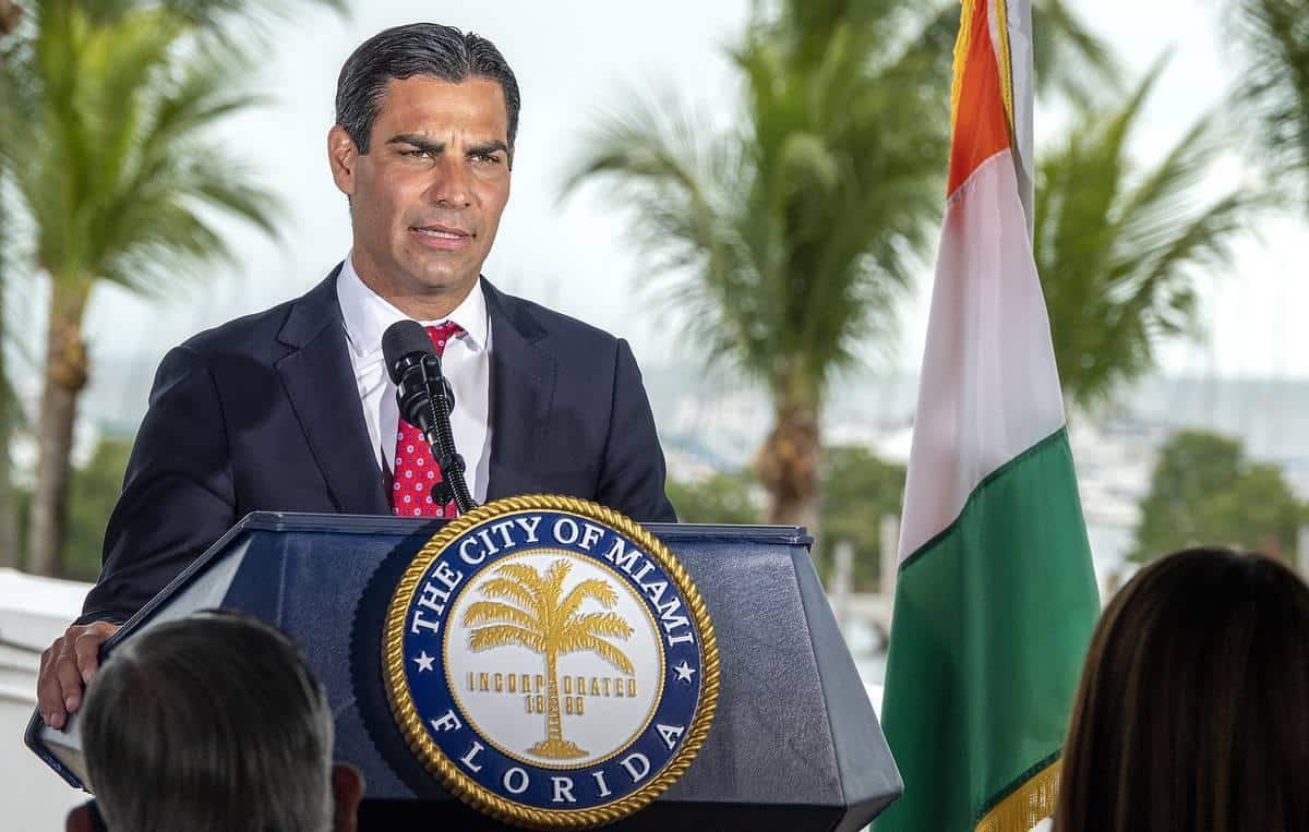 miami-mayor-will-receive-his-salary-in-bitcoin-btc-cointribune