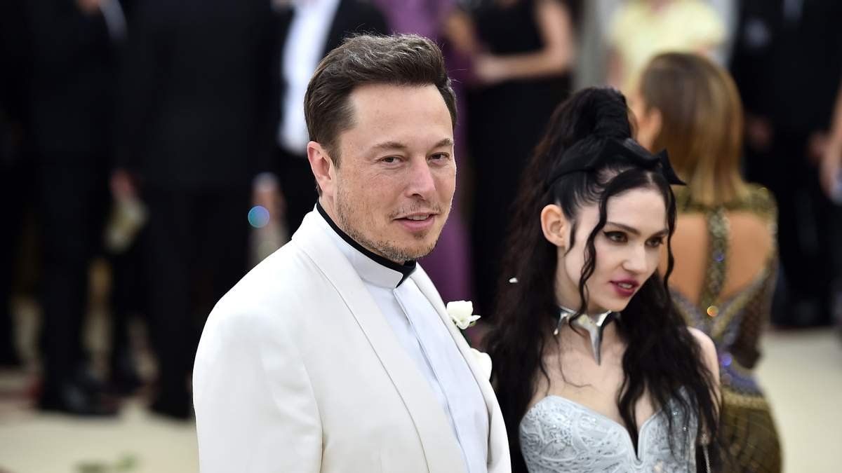 Elon Musk's ex-girlfriend joins Dogecoin (DOGE) movement
