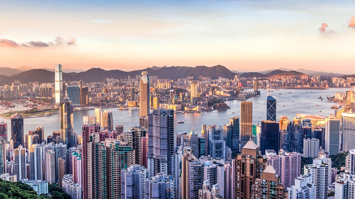Гонконгская криптовалютная биржа замораживает средства своих клиентов