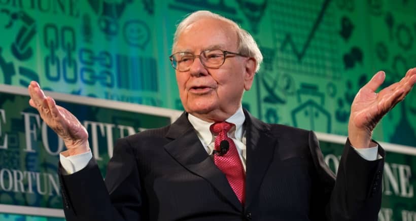 Russie vs Ukraine : Warren Buffet déconseille l’accumulation d’or, de liquidités et de bitcoins