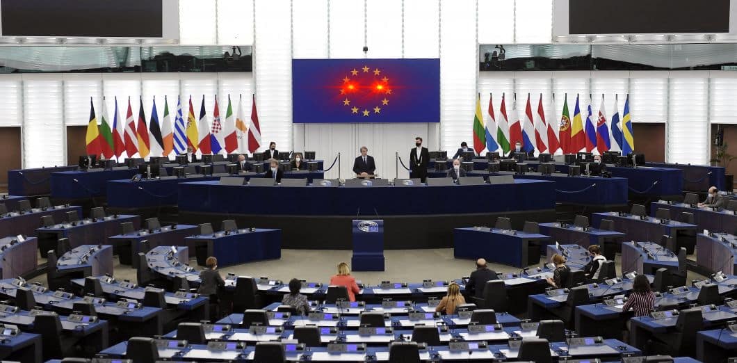 « Not your key, Not your Bitcoin » menacé par le Parlement européen