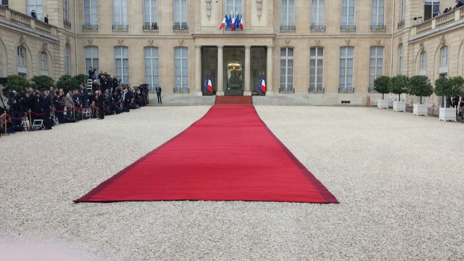 Web 3 en France : Emmanuel Macron déploie le tapis rouge à Sorare ?