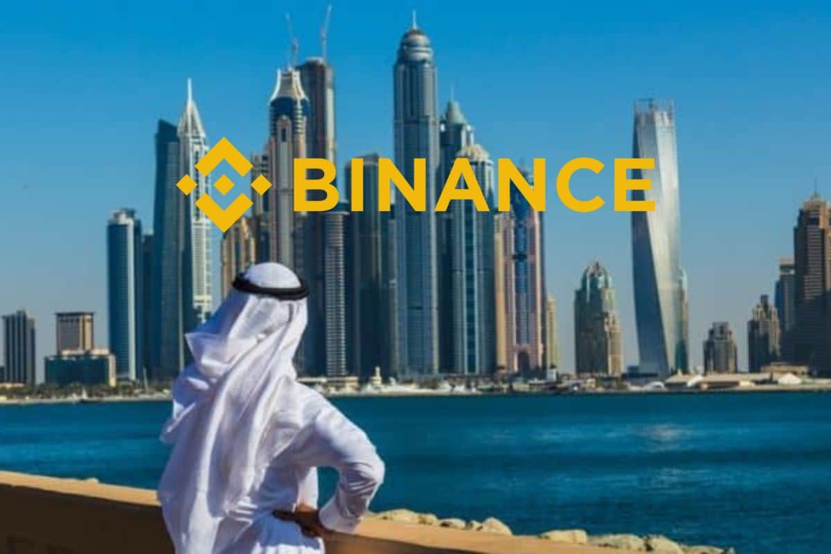 Logo Binance sur une photo de Dubaï