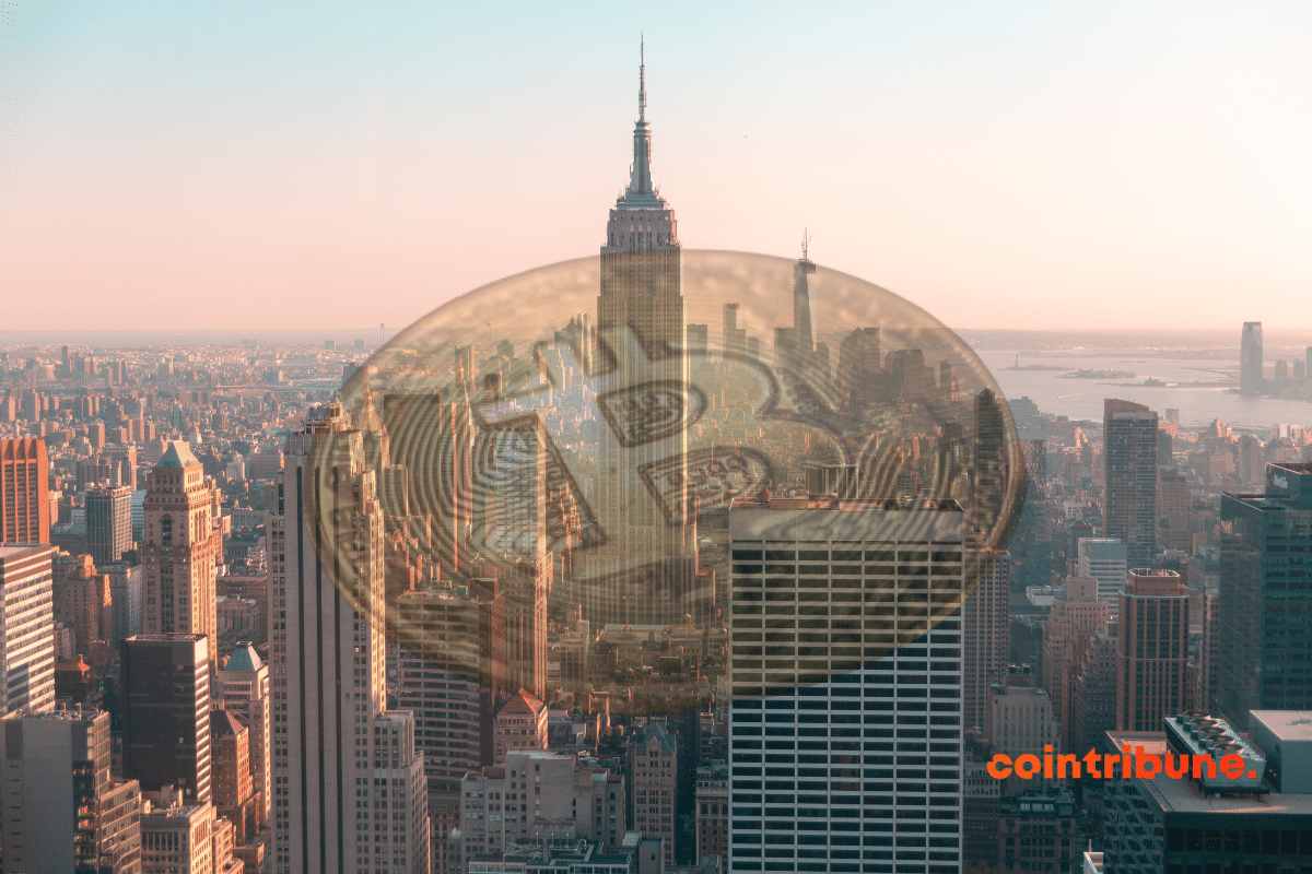 Une image de la Ville de New York avec un bitcoin en filigrane