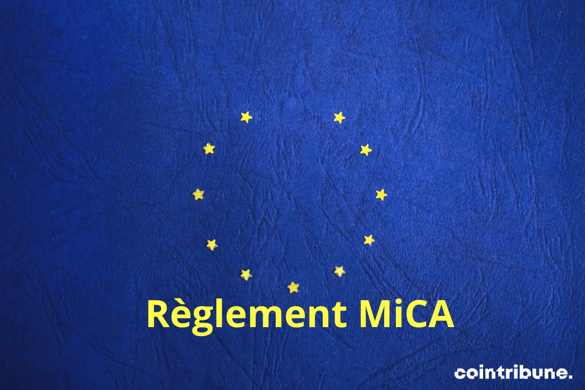 Le drapeau de l'UE avec la mention règlement MICA