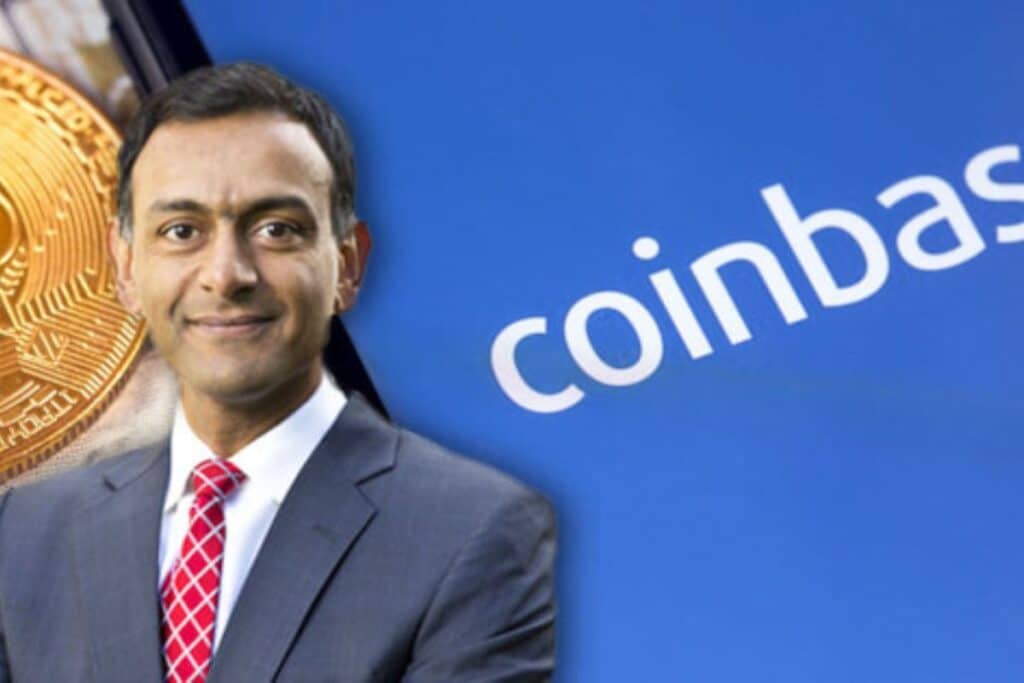 Portrait de Paul Grewal, logo Coinbase et Bitcoin en fond.