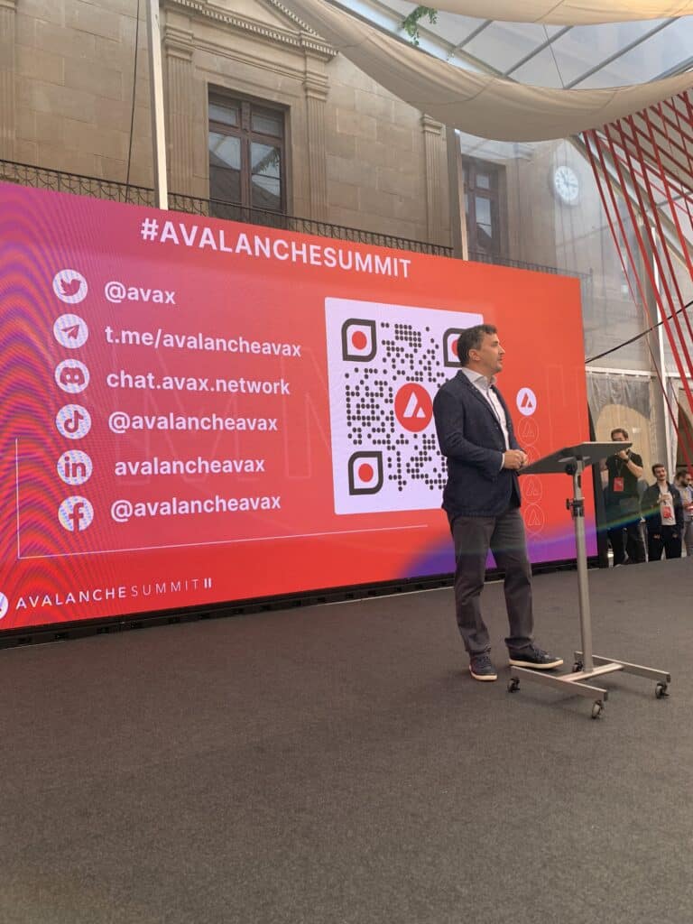 A photo of Emin Gün Sirer at the Avalanche Summit
