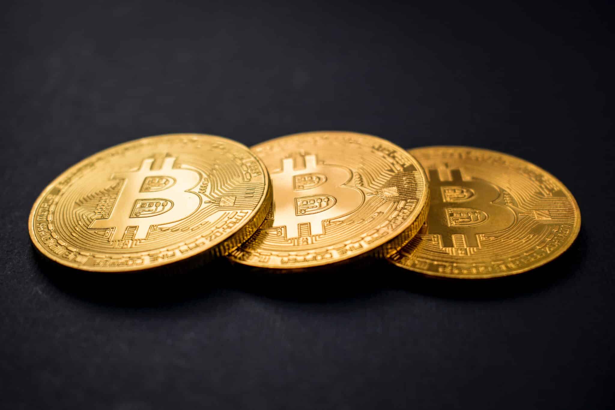 3 coins of bitcoin