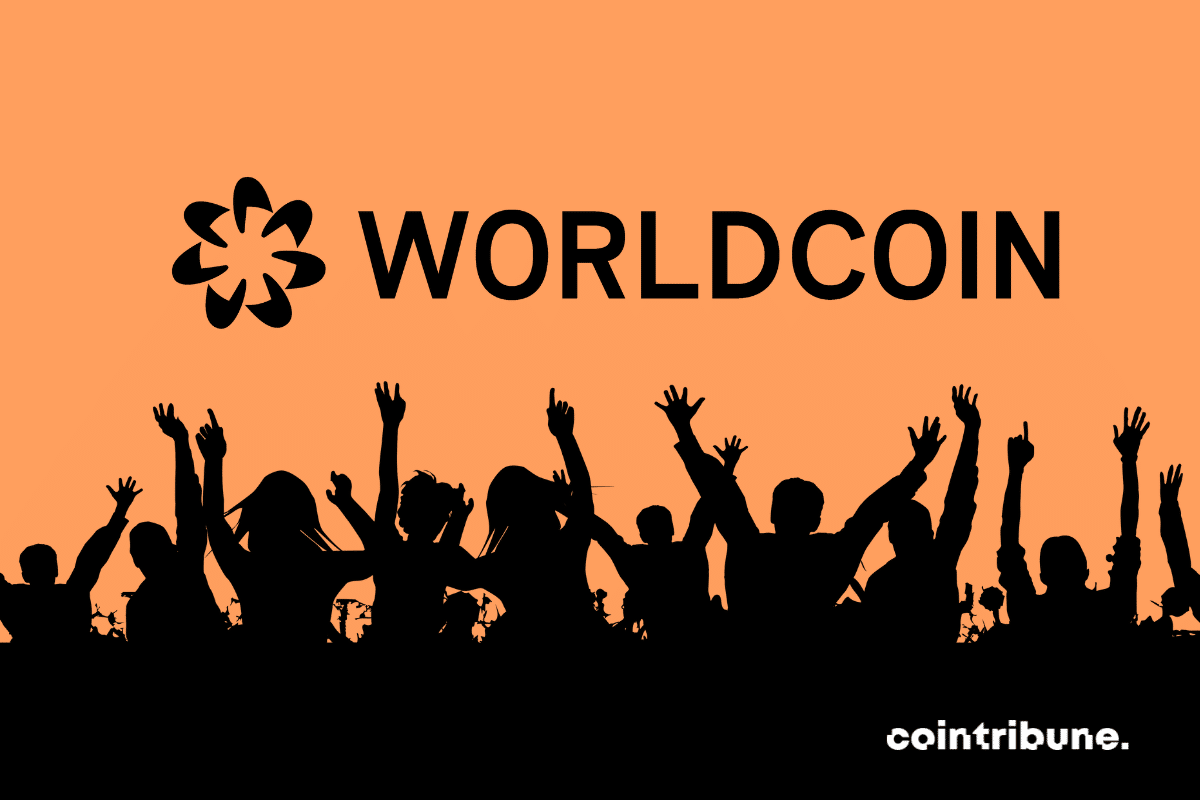 Photo d'une foule et logo de Worldcoin