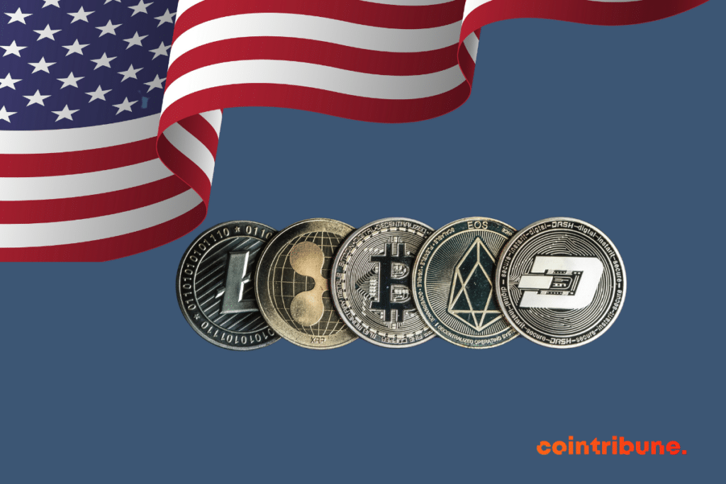 Le drapeau des États-Unis et les pièces de quelques cryptos dont le bitcoin, la cryptomonnaie phare