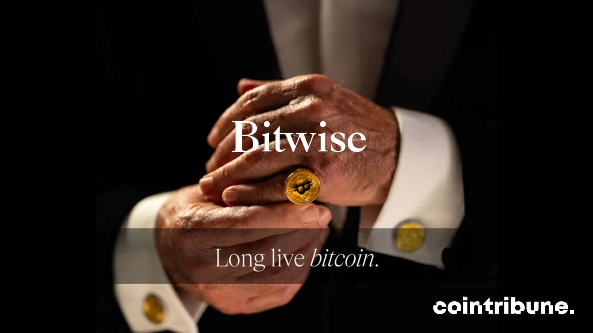 Homme en smoking avec bitcoin et écriture Bitwise