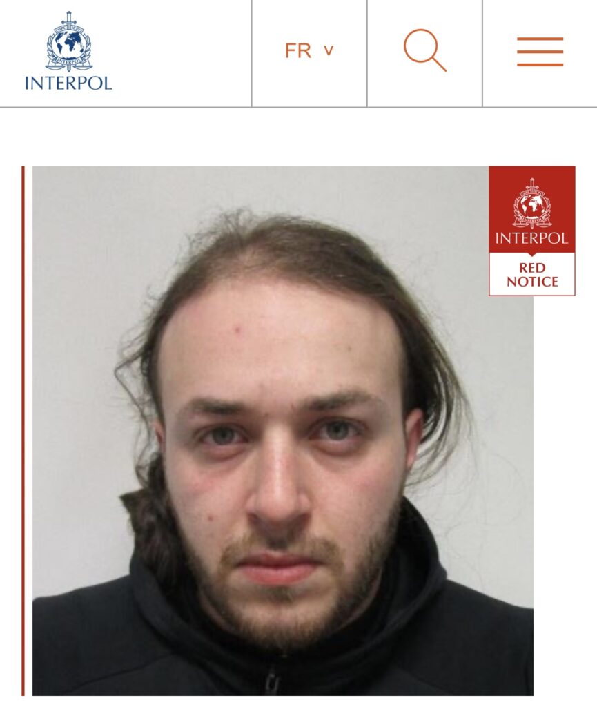 Ce jeune Franco-Marocain de 24 ans, ciblé par une « Red Notice » d’Interpol, aurait commandité des enlèvements violents de figures du secteur crypto en France.