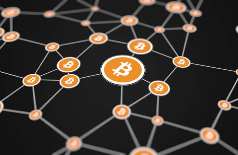 Le réseau Bitcoin bénéficie à plein de l'effet de réseau par sa prédominance et le fait qu'il fut le premier